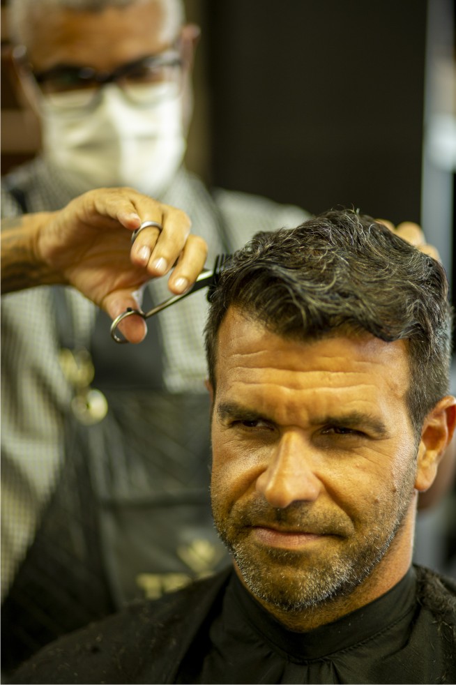 20 cortes fade masculinos para se inspirar  Mens haircuts fade, Fade  haircut styles, Haircuts for men